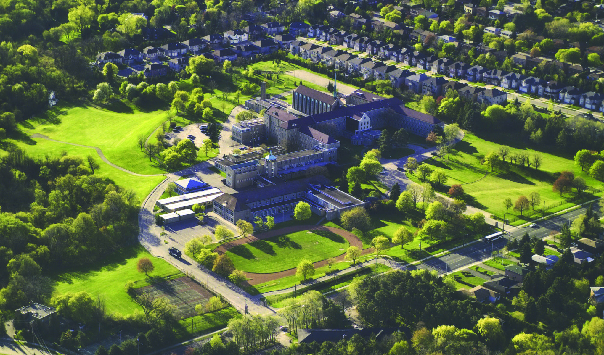 Changing scenes: Evangelical university buys campus from Catholic sisters